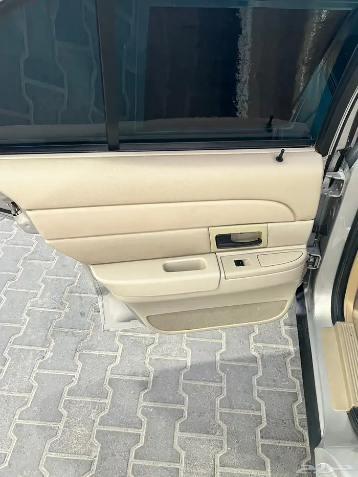 فورد كراون فكتوريا 2012 سمني داخلية هلوز 14