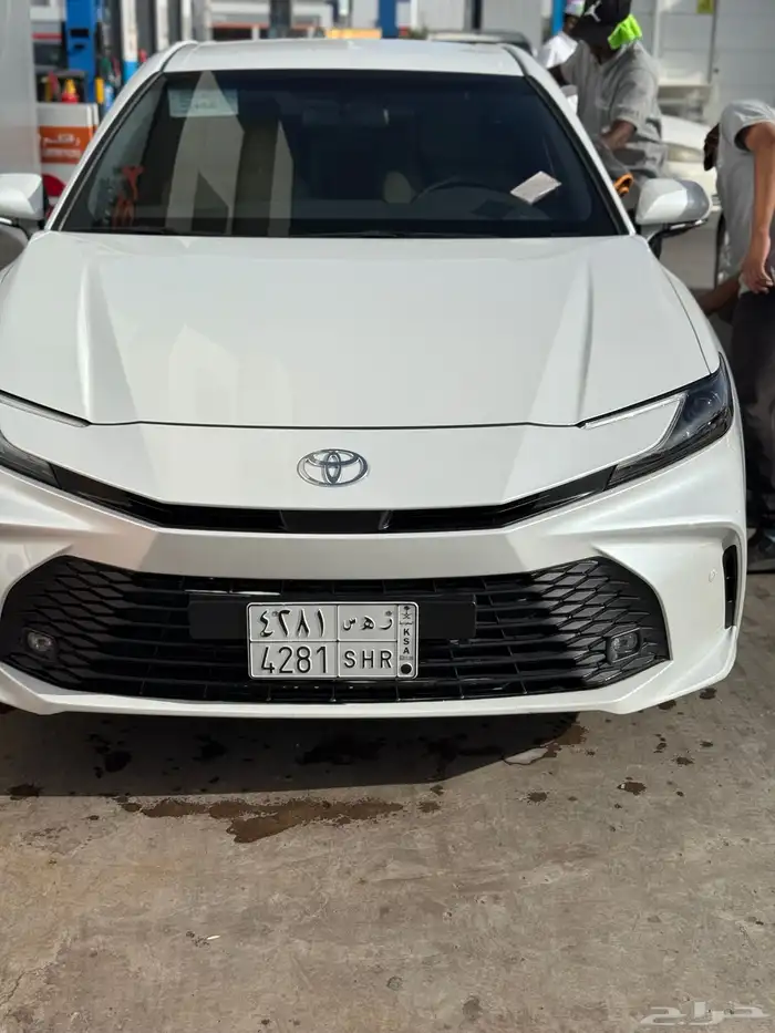 كامري 2025 للإيجار الشهري 3