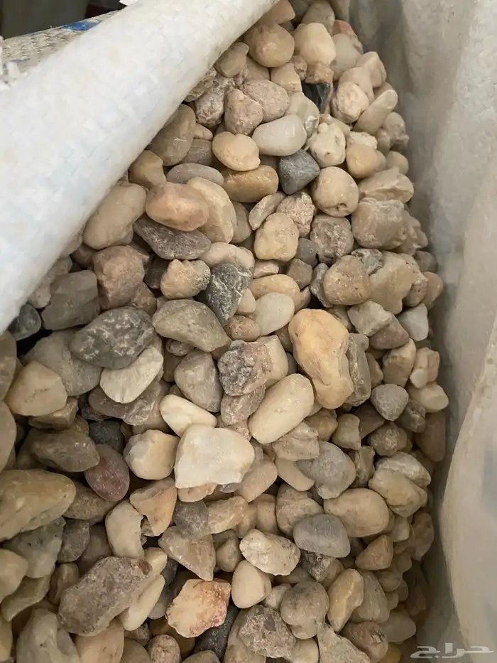 حجر زينه لأصيص الزرع و لأحواض الأسماك ممتاز في الشكل 3