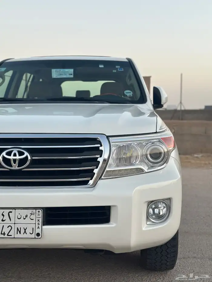 لاندكروزر هدد GX 2014 بريمي فتحه قير تماتيك شرط 4
