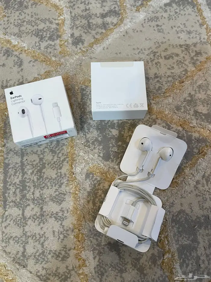 سماعت ايفون جديده 3