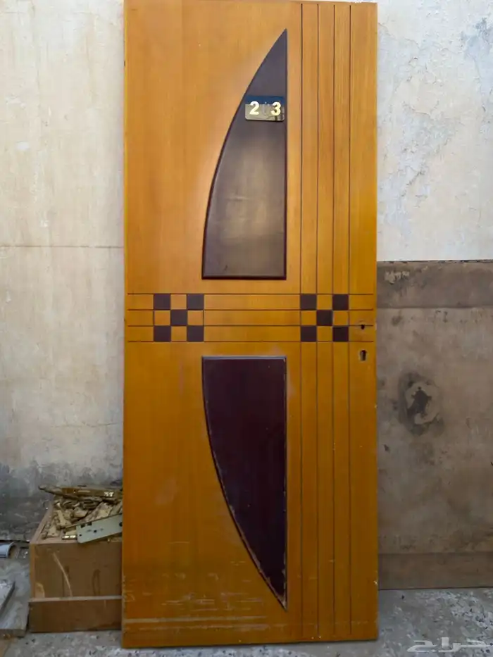 للبيع أبواب بيت 3