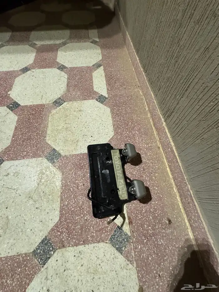 قاعدة لوحة جيب رببع تيوتا 9