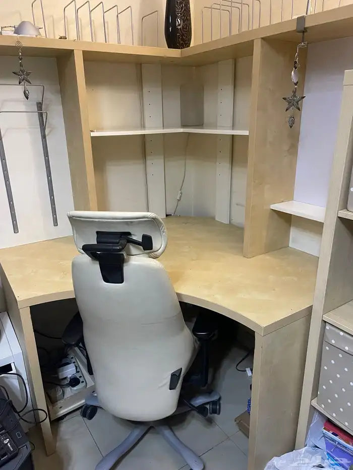 مكتب مع كرسي 5