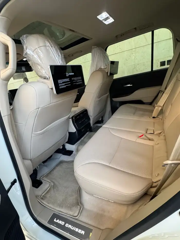 للبيع لاندكروزر جيب GXR جي إكسار L5 فل كامل 16