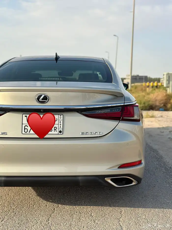 لكزس ES350 2019 فل كامل DD 15