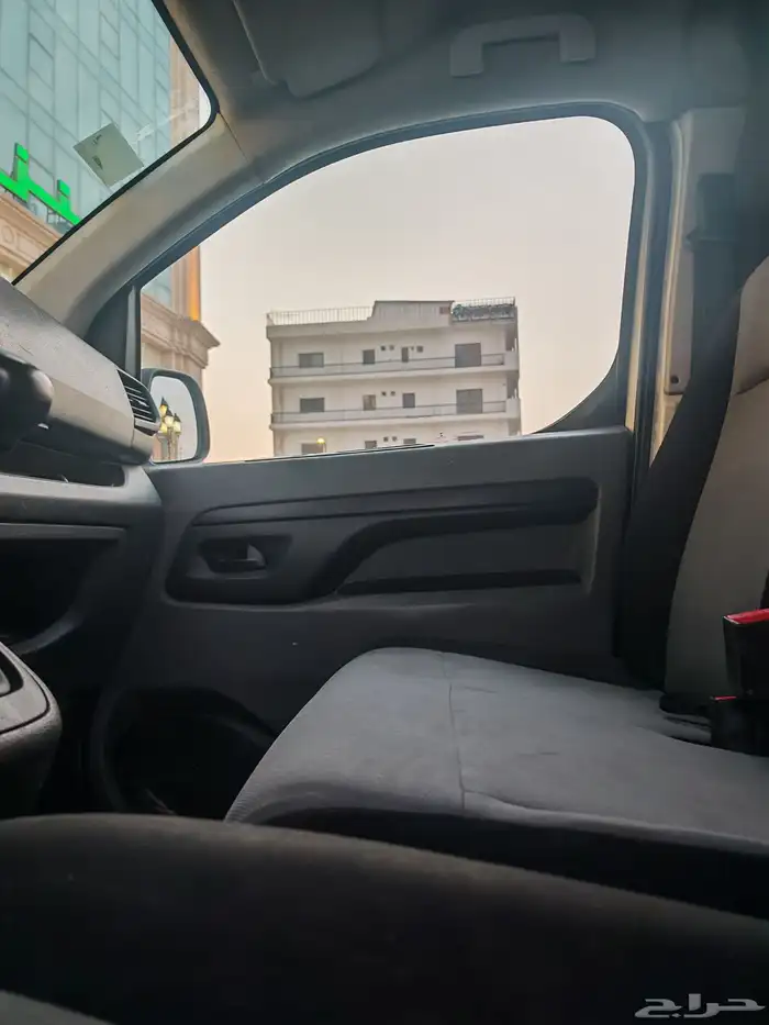 بيجو اكسبيرت 2018 ديزل مخزن كاش او اقساط 35