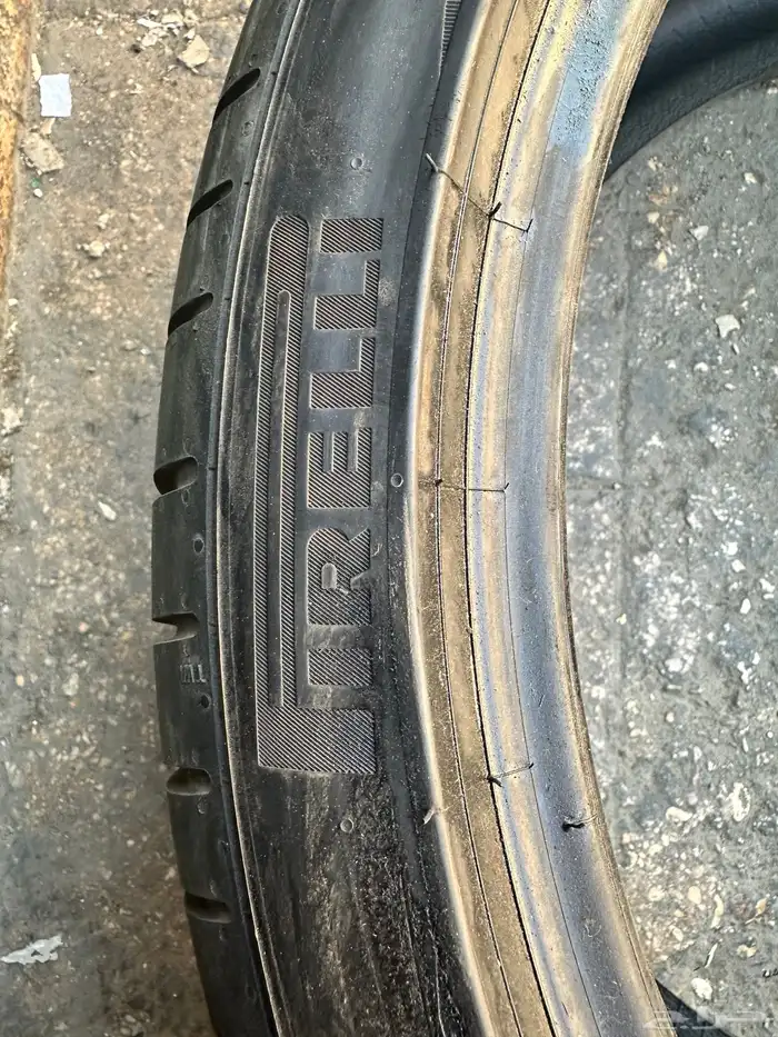 كفرات أودي وكالة مقاس 265 35 21 بريلي 8