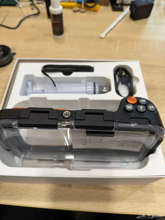 غلاف تصوير تحت الماء 1