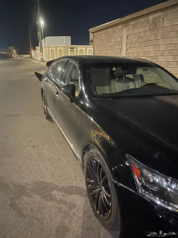 لكزز 2014 LS460 للتشليح 2