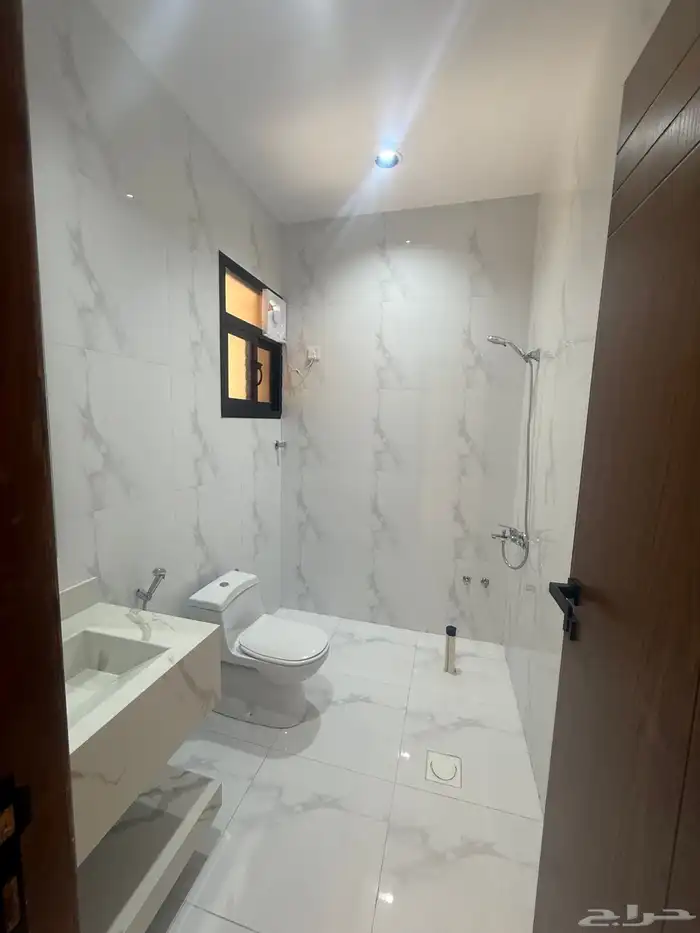 للبيع دور أرضي بعماره دوين شمال التضامن خميس مشيط 550الف 13