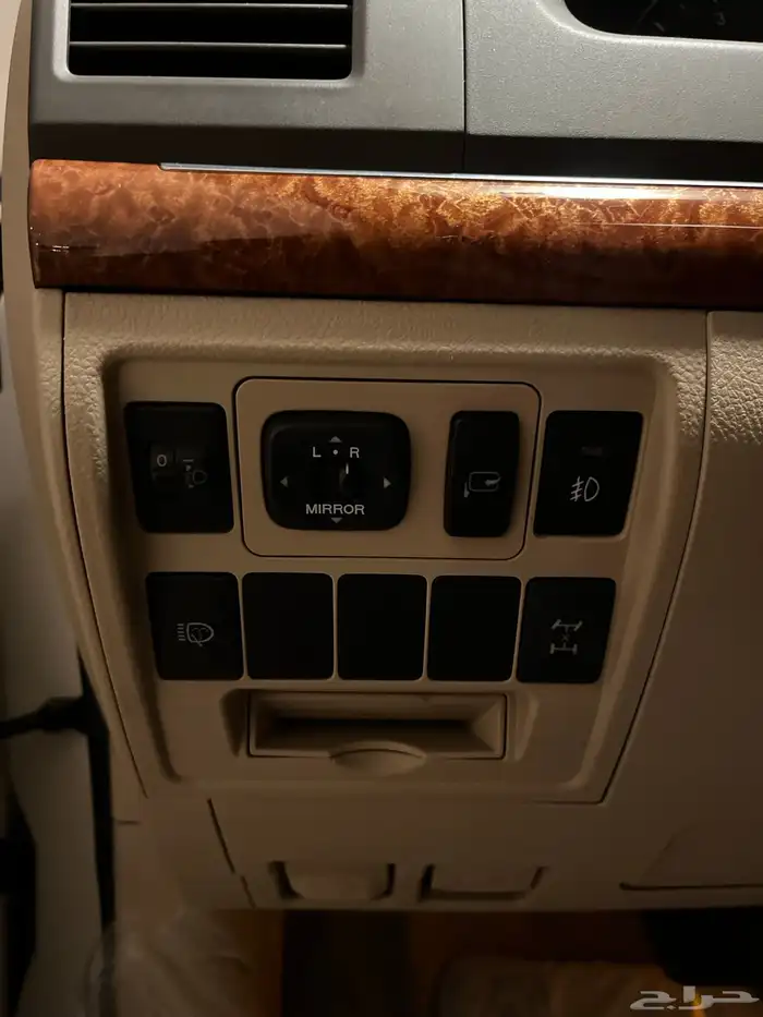 للبيع تويوتا لاند كروزر 10