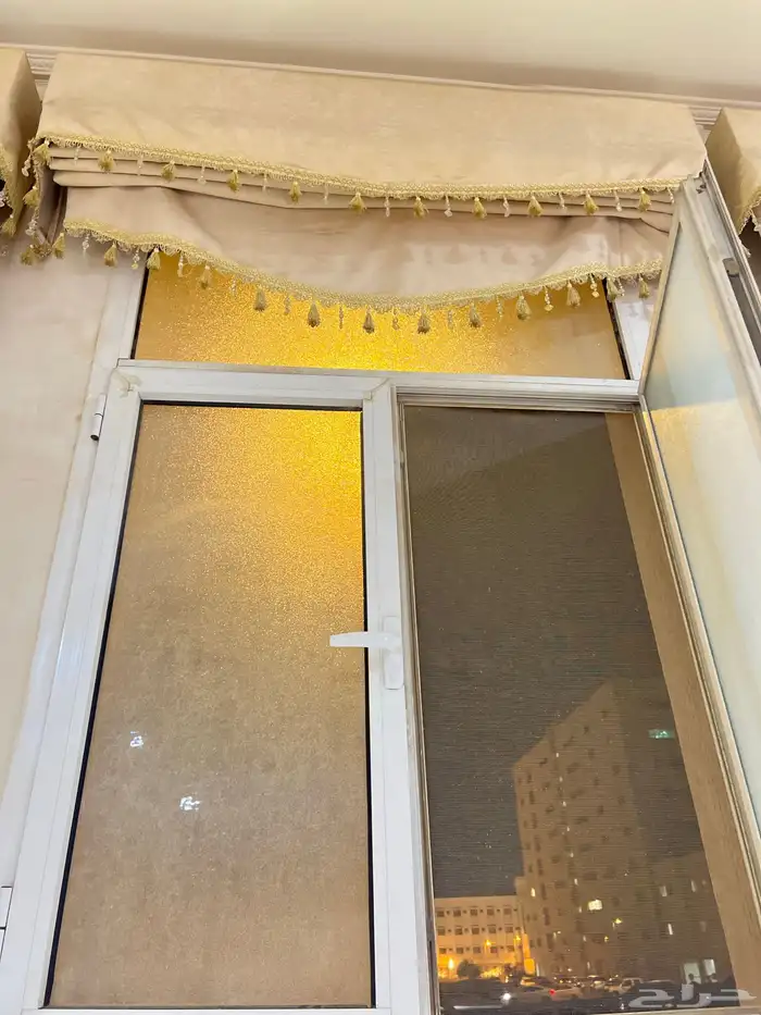 كنب أمريكي   ستائر 2