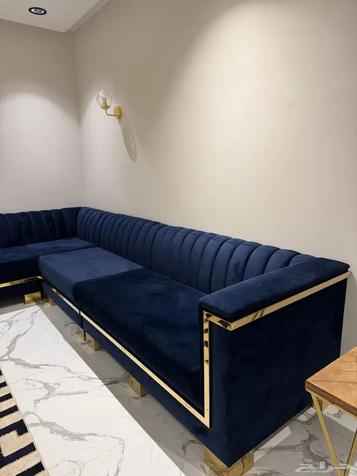 كنب متصل نظيف جدا لقلة الاستخدام 0