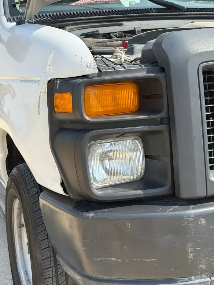 فورد E350 مديل 2013 فان 3