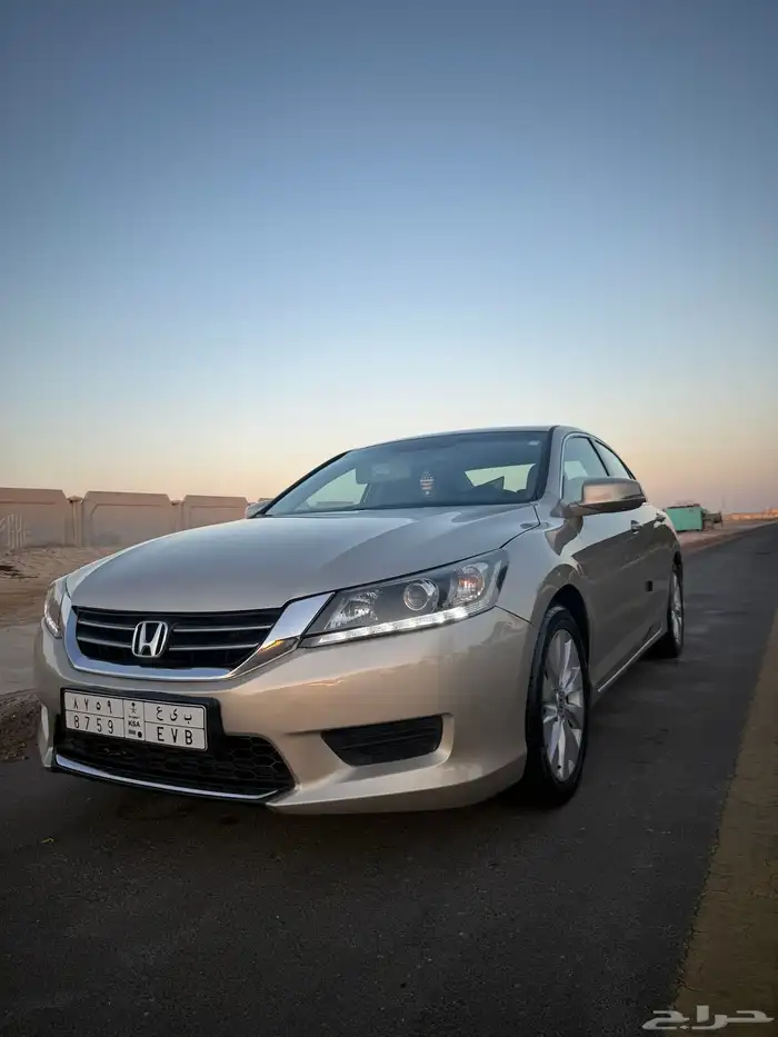 هوندا أكورد 2013 16