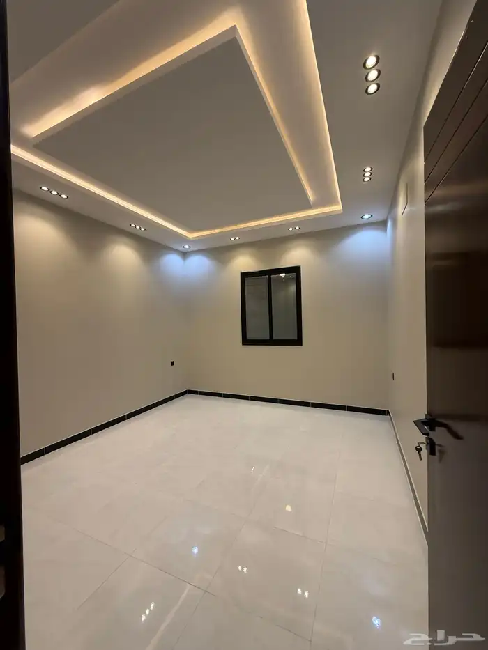 للبيع دور تمليك ارضى بحوش بموقع مميز بحى الموسى شرق الخميس 17