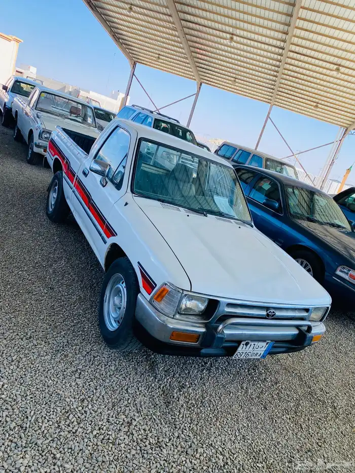 هايلوكس 1990 1