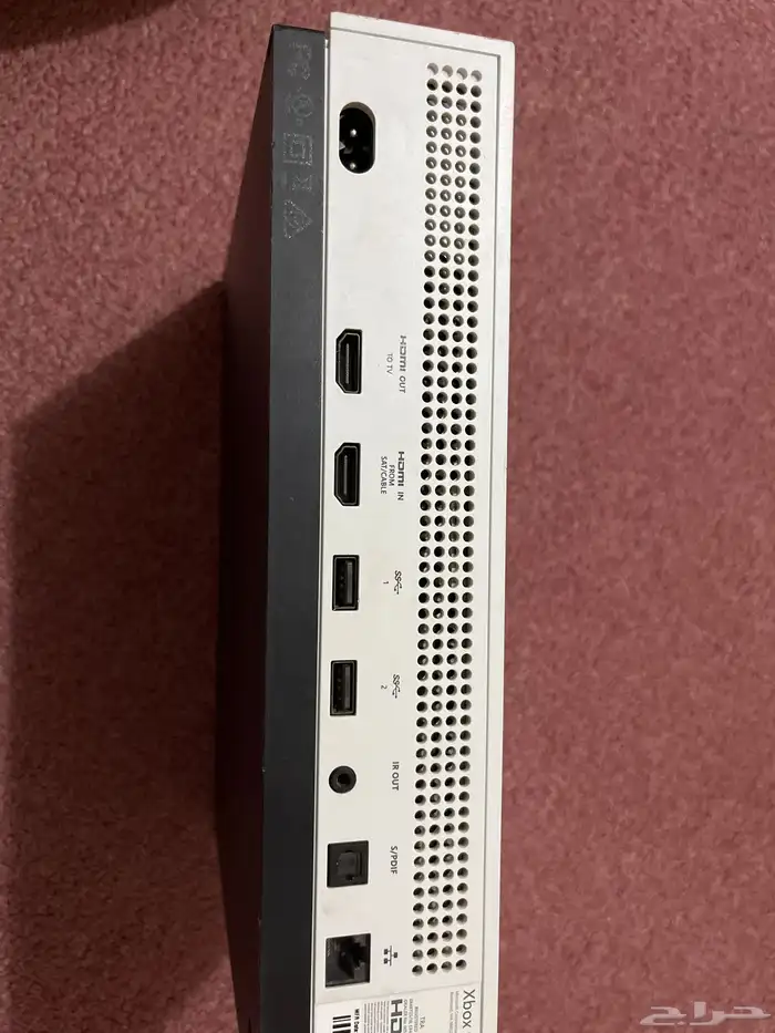 اكس بوكس ون اس   Xbox one S 1