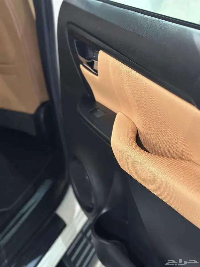 فورتشنر 2022 4 سلندر - دبل 20