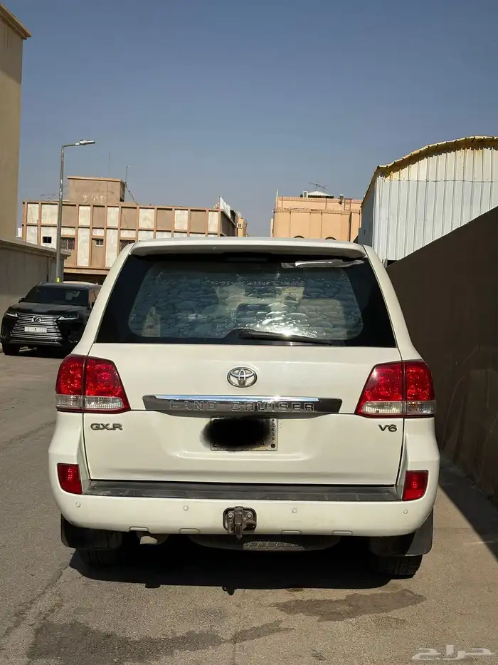 جيب لاندكروزر جي اكس أر 2010 12