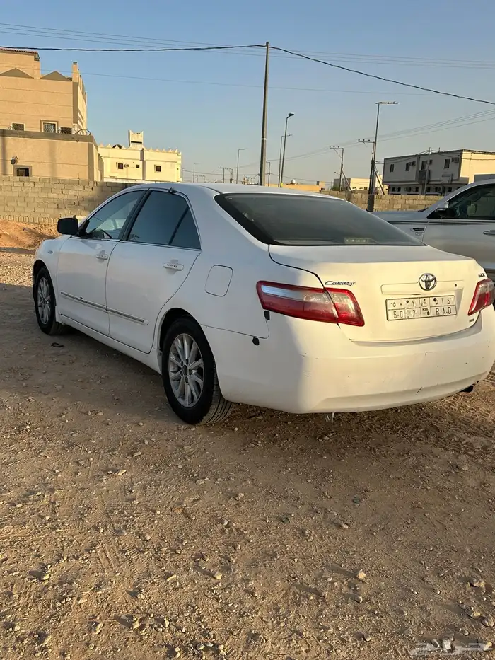 للبيع كامري قير عايد 2009 1