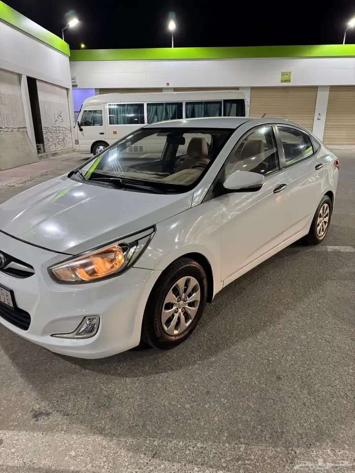 اكسنت من المالك الأول يوجد بعض الرشوش السياره بحاله ممتازه 0