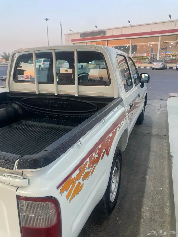 للبيع هايلكس 2002 6