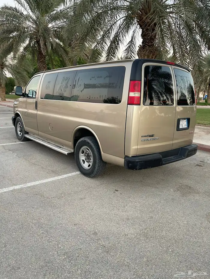 للبيع فان سافانا جي ام سي 2011م 12 راكب شاص قصير 4
