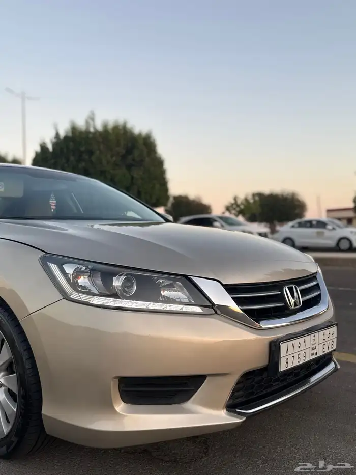 هوندا أكورد 2013 12