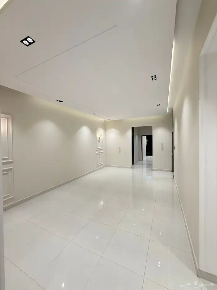 للبيع شقق سكنية فاخرة موقع مميز بحى المعارض بخميس مشيط 46