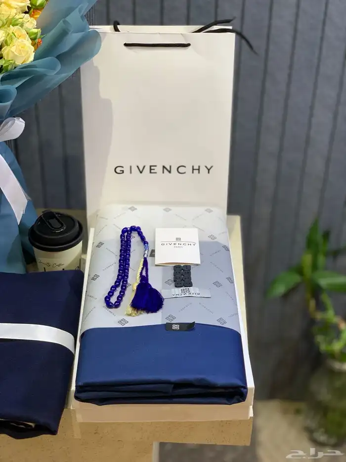 هدايا شتويه قماش شتوي  سديريه  سبحه وباقه 3