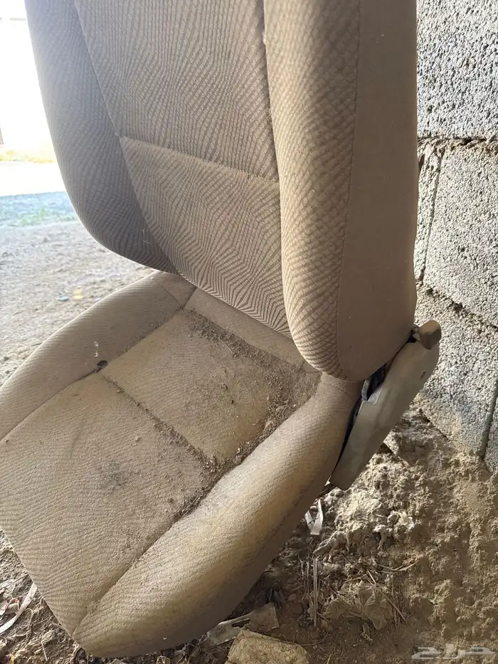 مقعده جيب ربع حقت الراكب نظيفه جدا 4