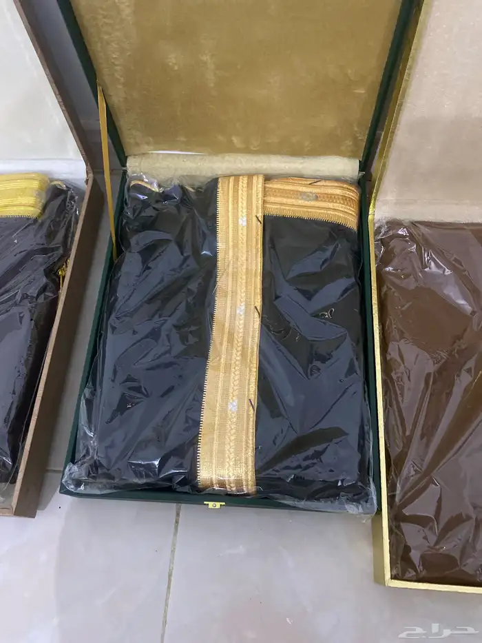 خمسه بشوت جديده للبيع بسرع وقت 4