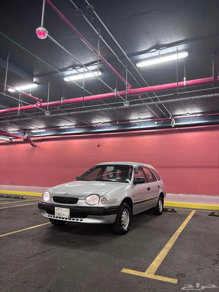 كورولا مخزنه مديل 99ماشية 86 الف 33