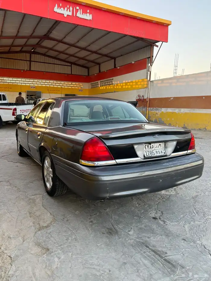 فورد فكتوريا 2005 3