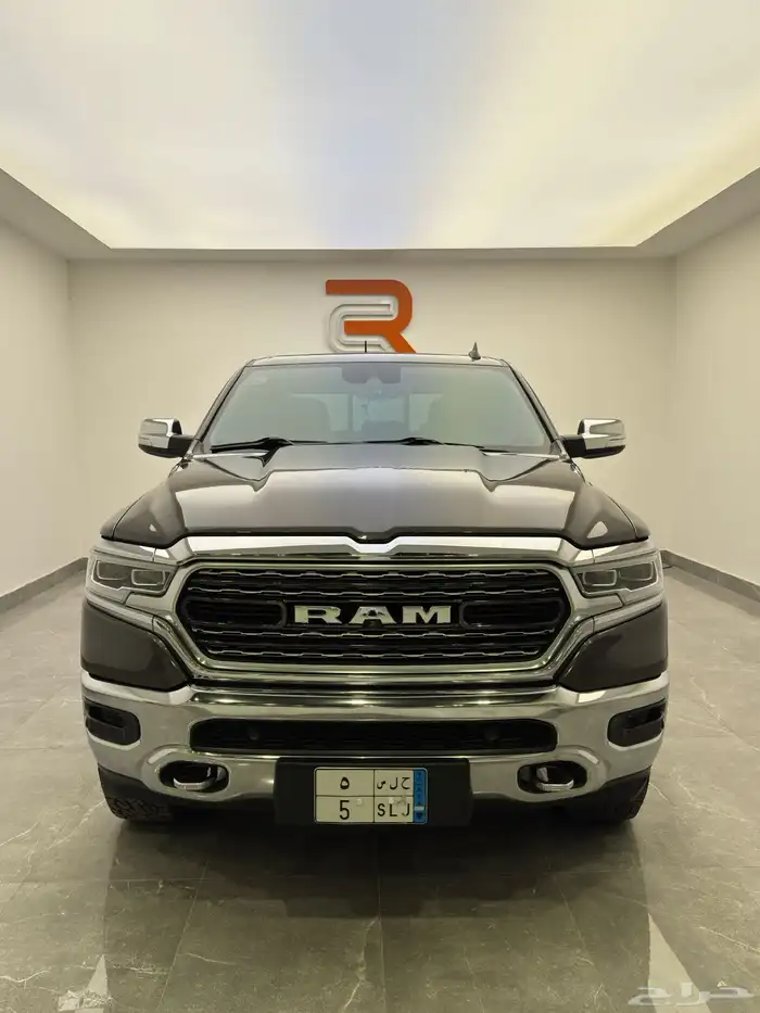 رام 1500 ليمتد فل كامل 5.7 V8 2