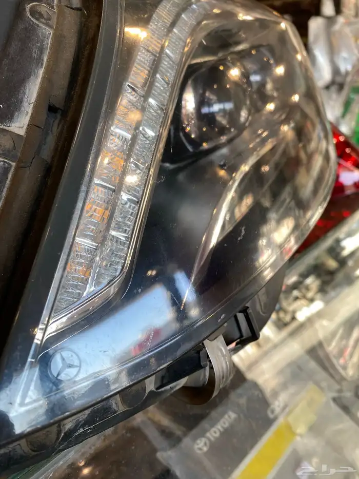 شماعة وانوار ميرسيدس 0