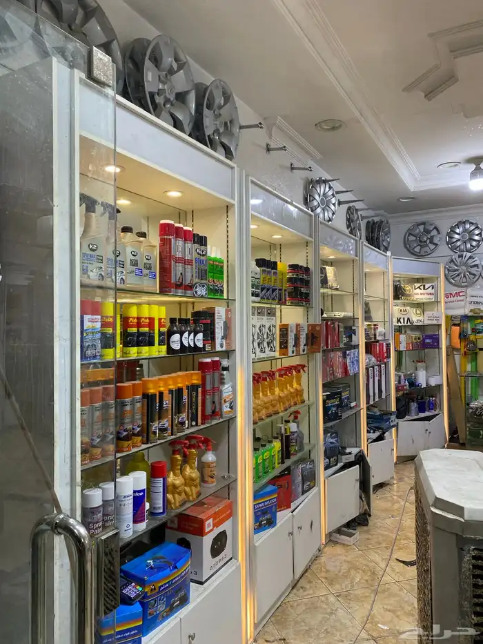 ديكور اتمحل زينه سيارات فخمه 1