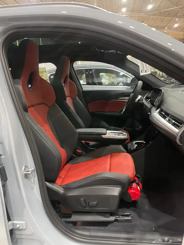 بي ام دابليو Kit m X2 SDRIVE 18i 2026 11