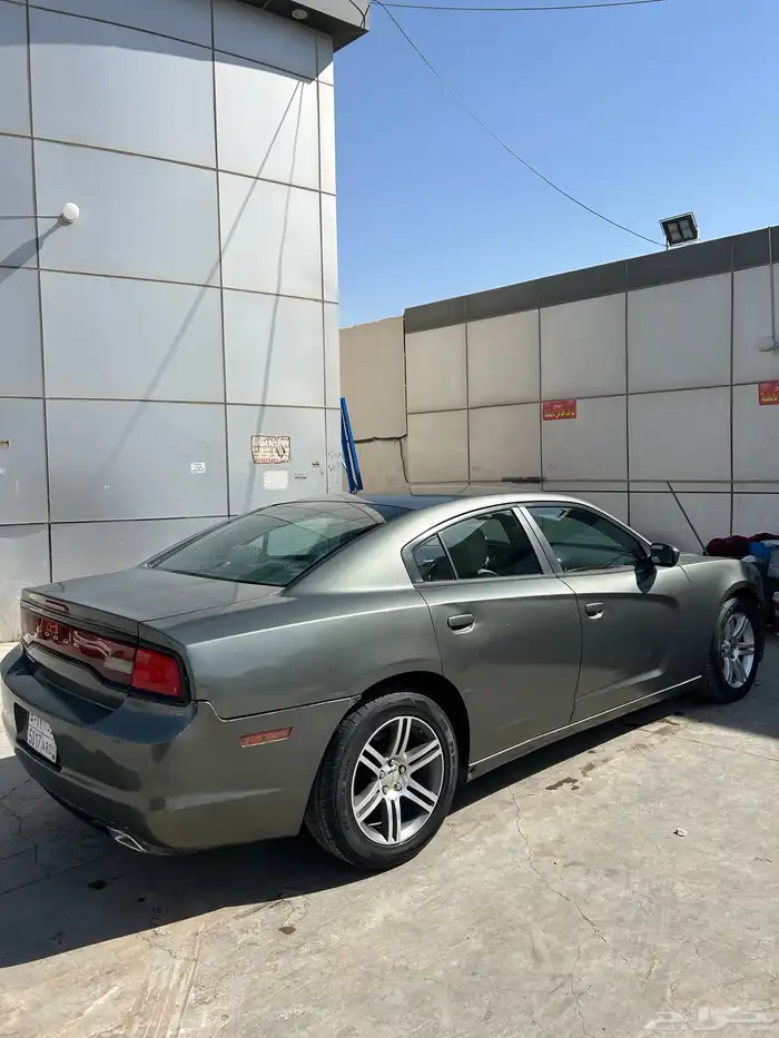 تشارجر للبيع 4