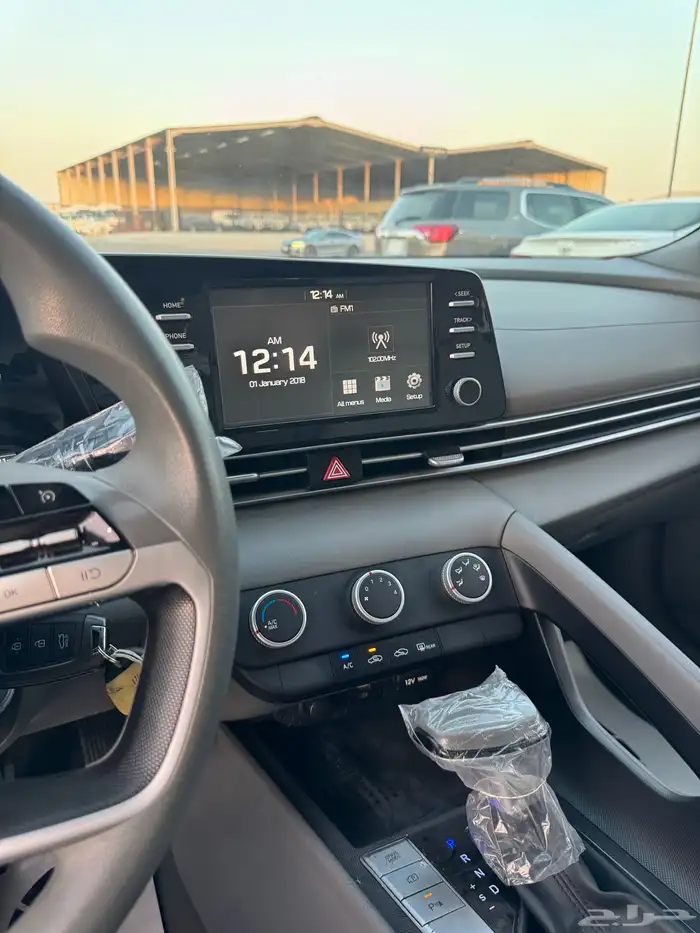 للبيع هيونداي النترا 2023 - سمارت- بحالة الوكاله 12