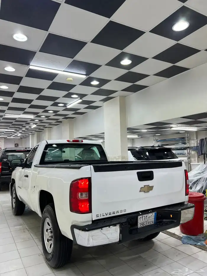 للبيع سلفرادو 2011 4