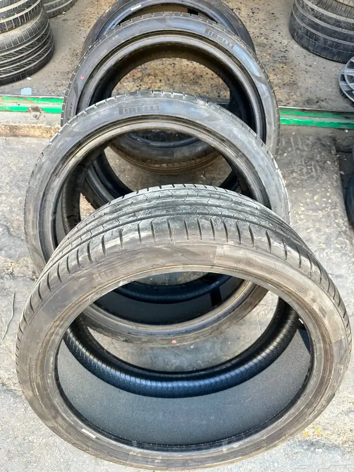 كفرات أودي وكالة مقاس 265 35 21 بريلي 10