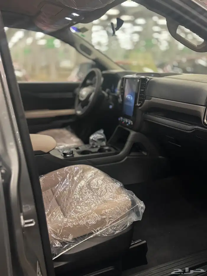 ايفريست دفع رباعي ستاندر بنزين 2025 10