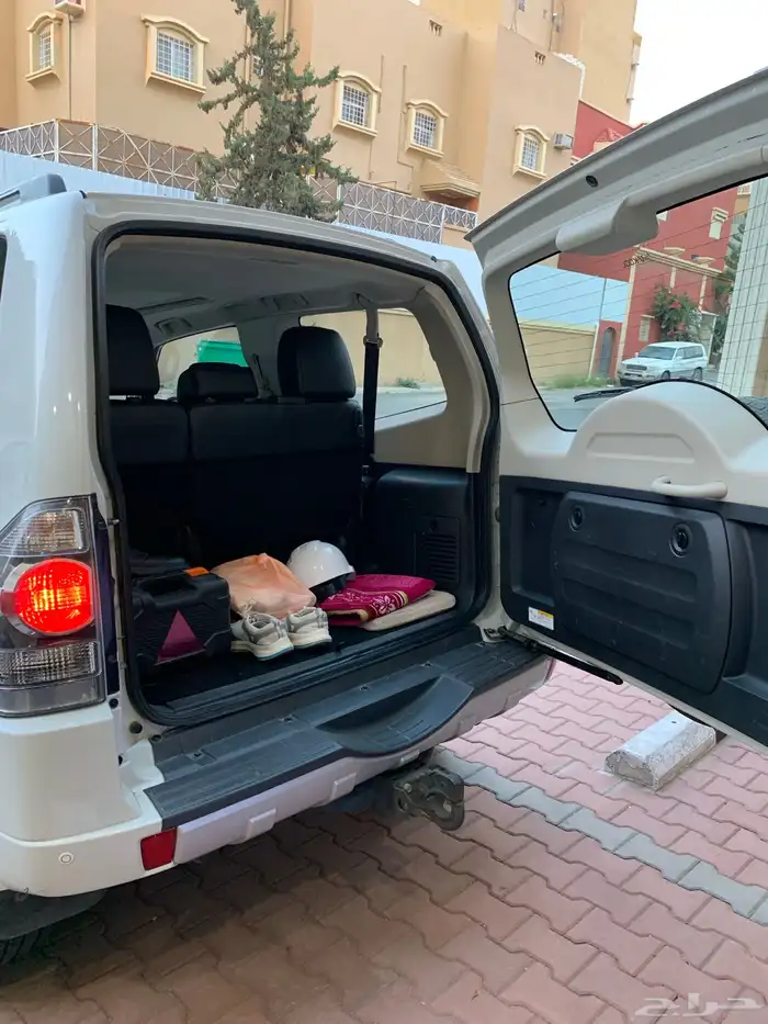 باجيرو ربع 2016 ابيض 14