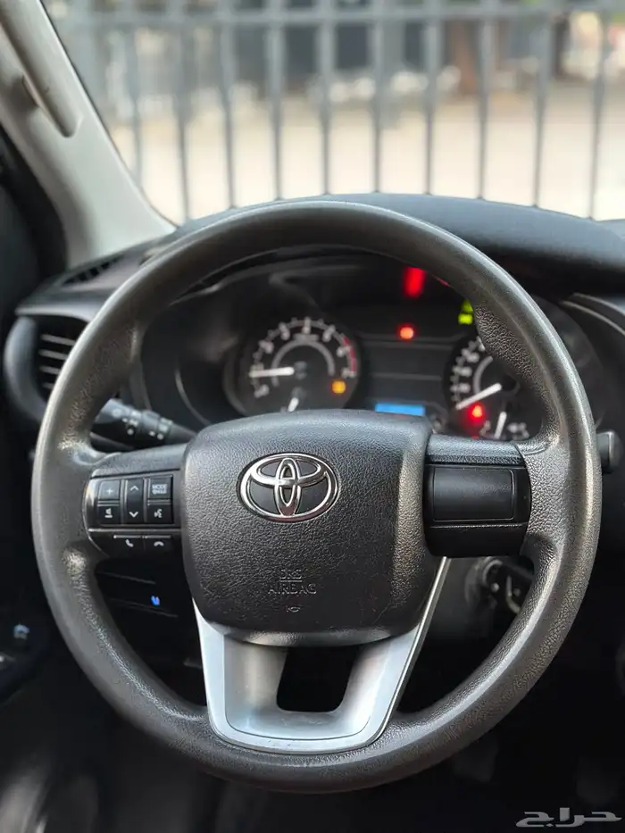 تويوتا هايلوكس موديل 2021 سعودي قير عادي دبل بنزين 12