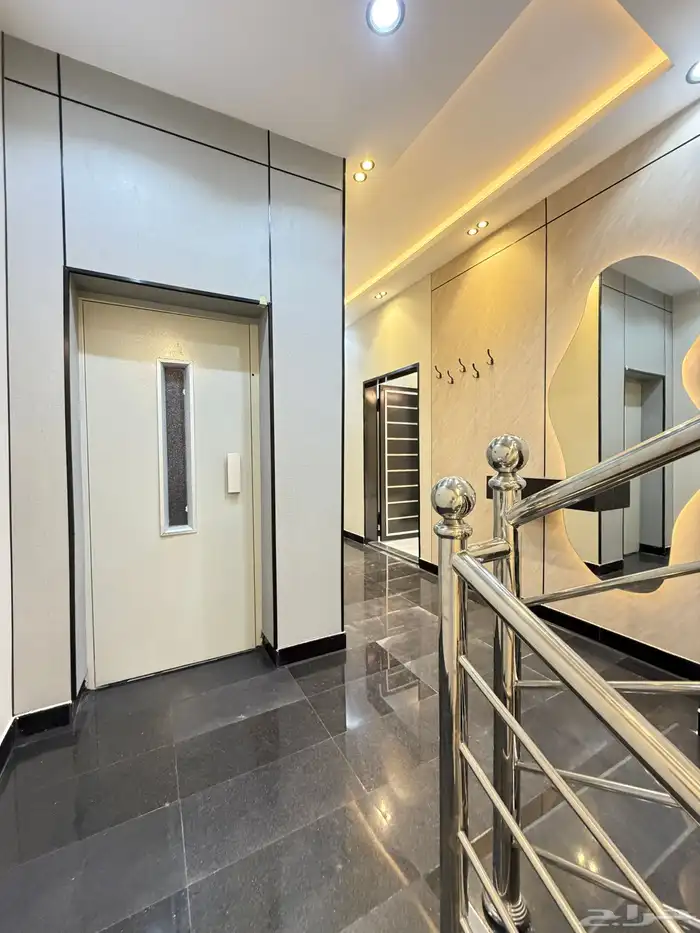 للبيع روف حى الموسى 21