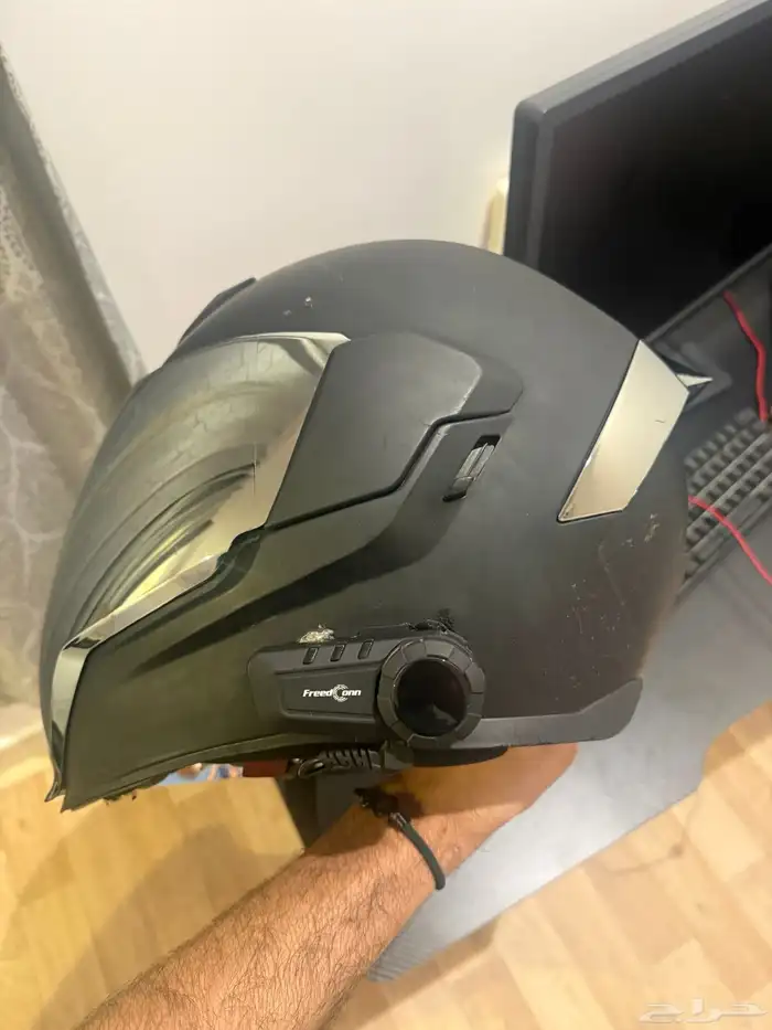 خوذة ايكون اسود مطفي 3