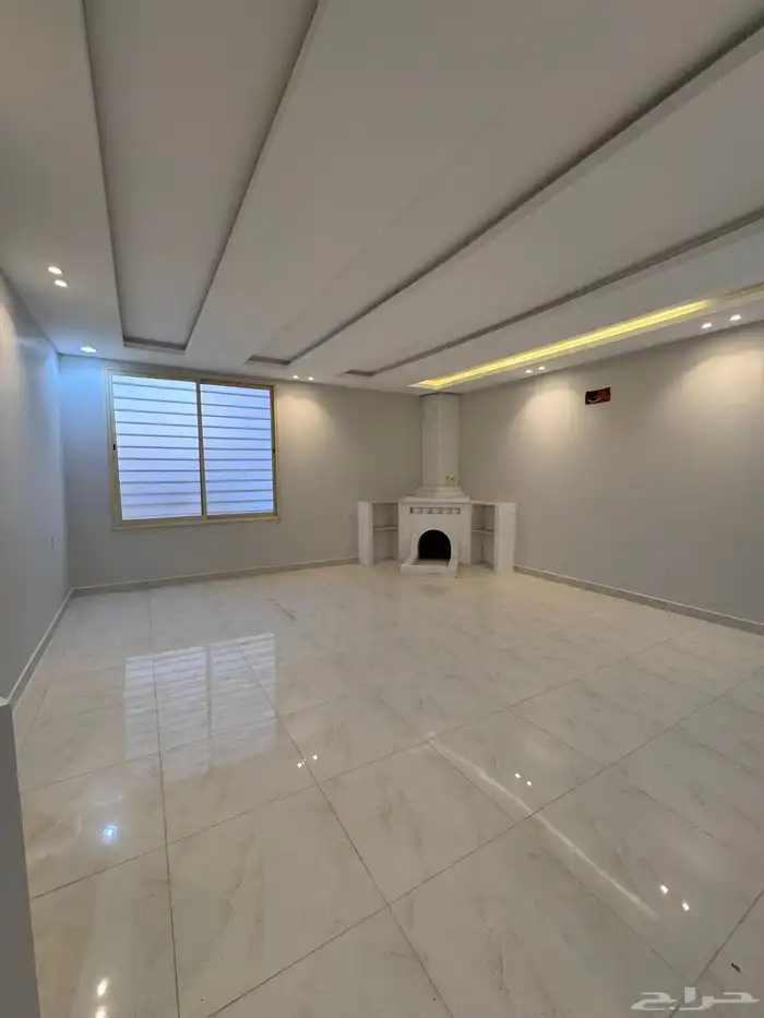 للبيع فيلا مستقله دورين وملحق مساحه كبيره من 840 الف 27